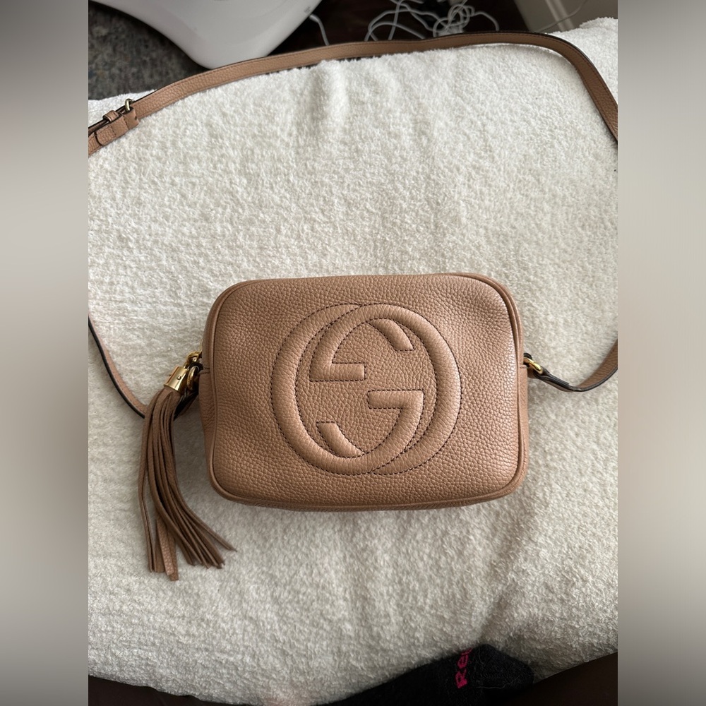 GUCCI SoHo Disco Camera Bag Nude Beige Preowned
